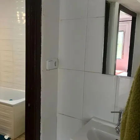 Apartamento Apartment *